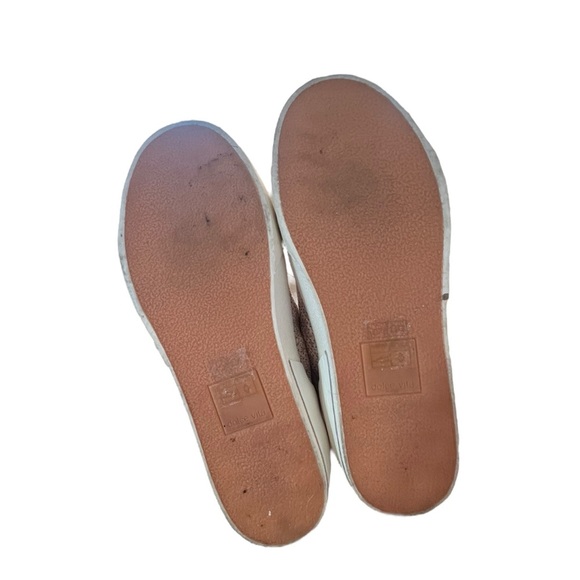 Dolce Vita Women’s Sand Embossed Leather Sneakers in size 6 - Picture 8 of 8